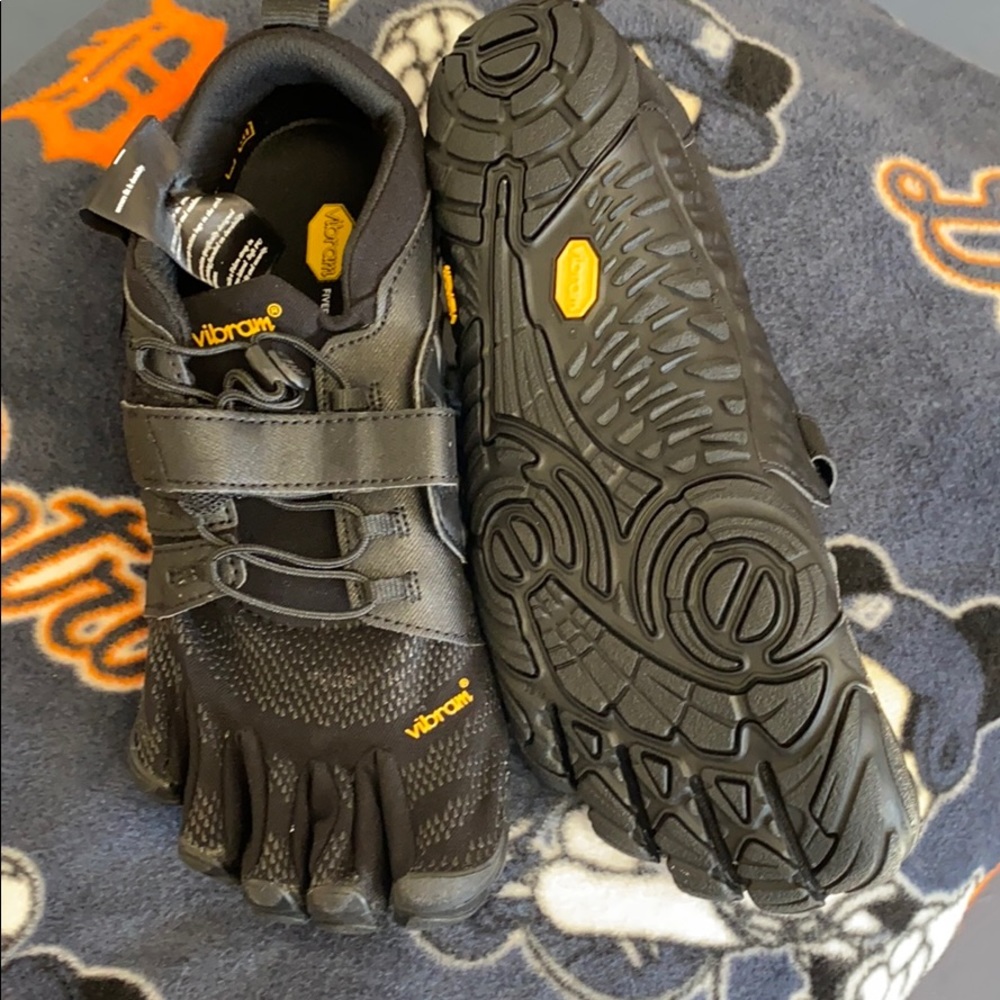 Vibram five fingers